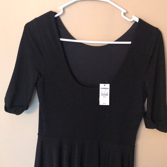 Express Dress - Picture 3 of 3